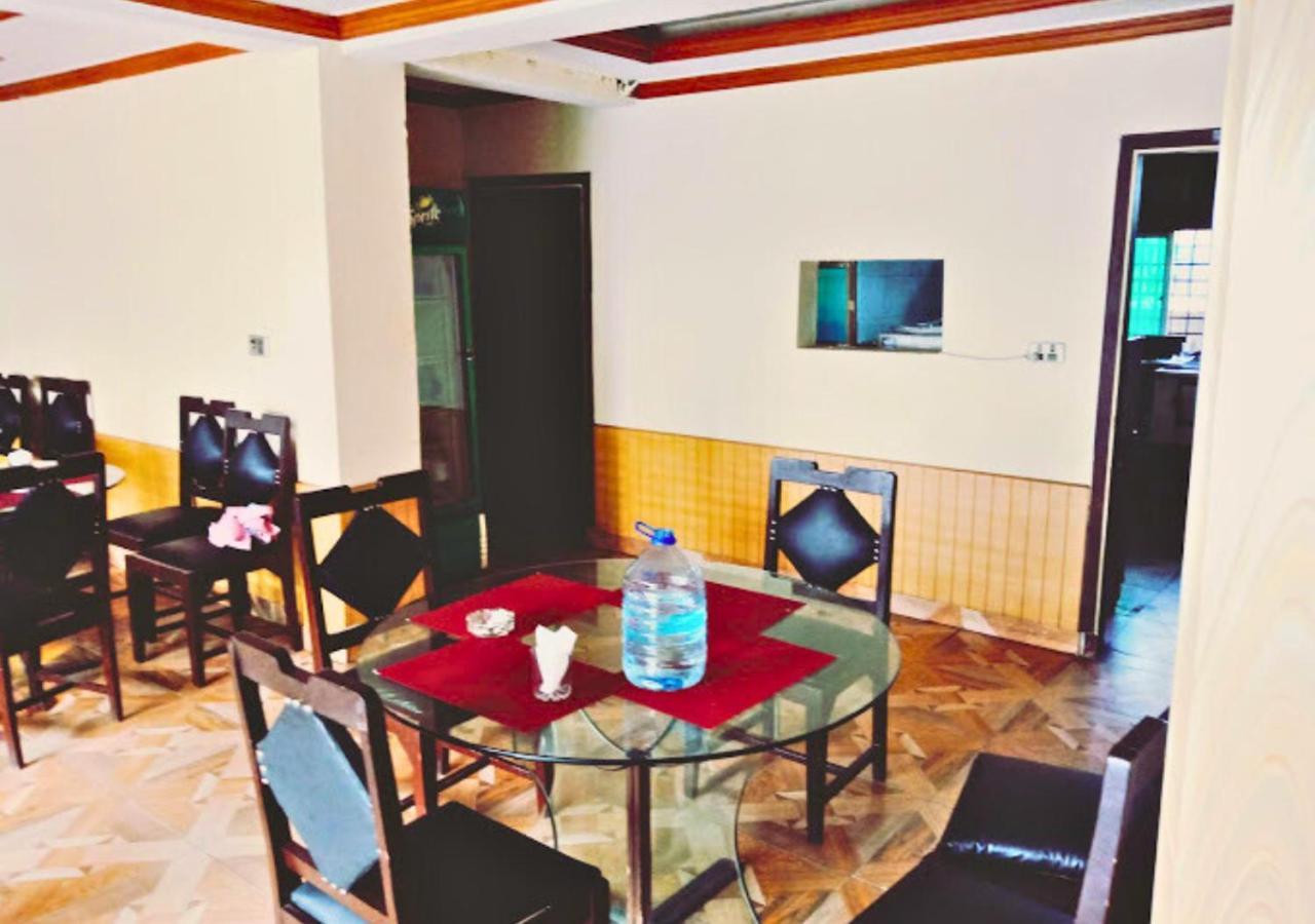 New Islamabad Hotel Bagian luar foto